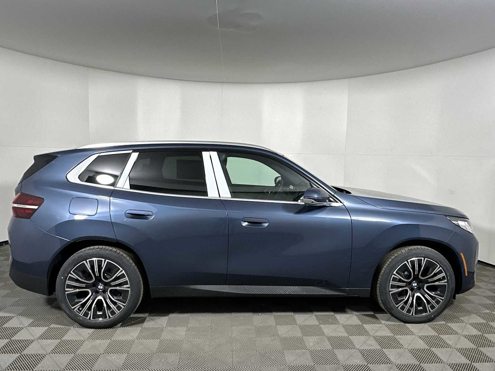 New 2026 BMW X3 xDrive30 w/ Premium Package image 8