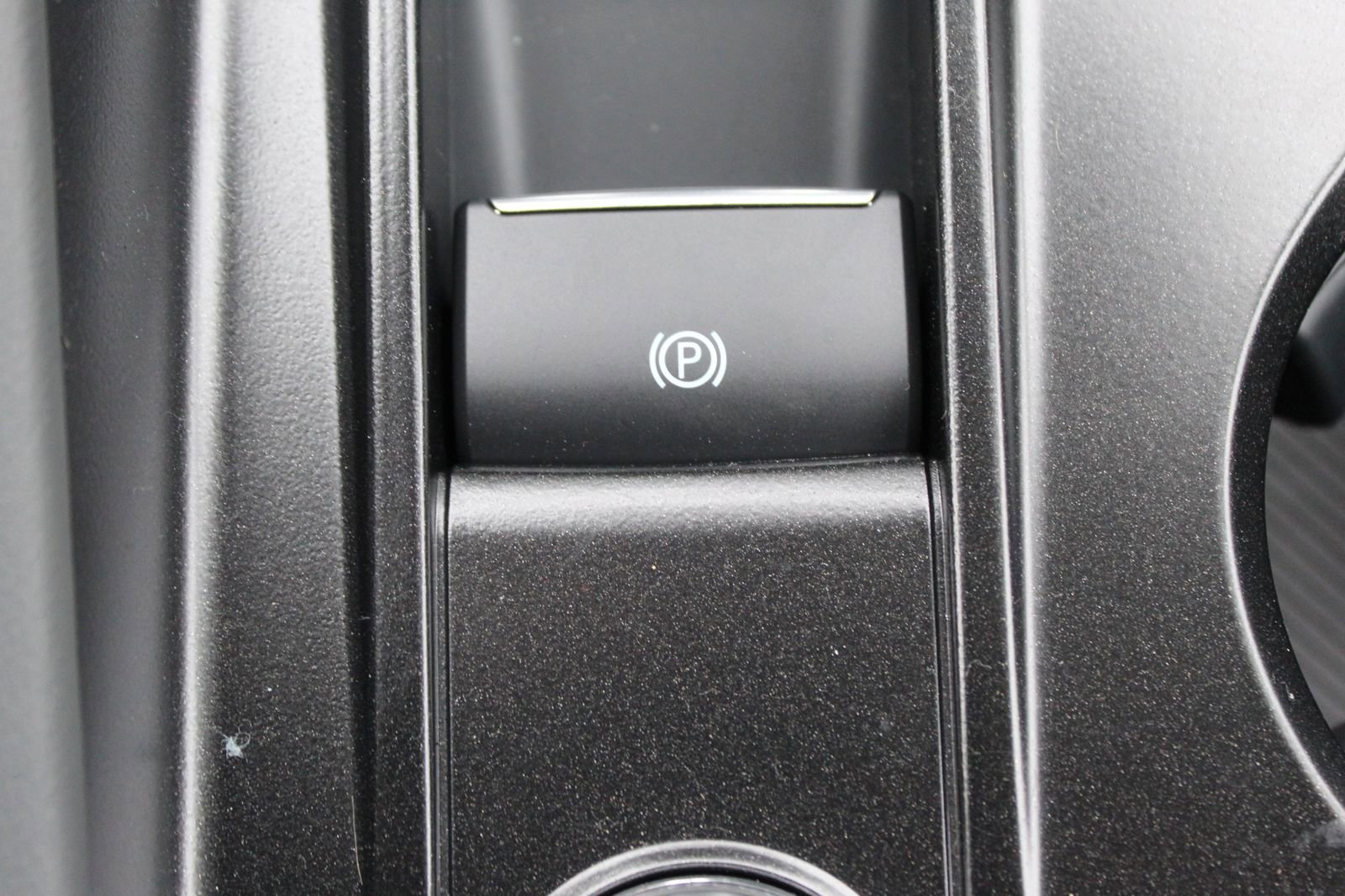 New 2026 Ford Explorer Active image 31