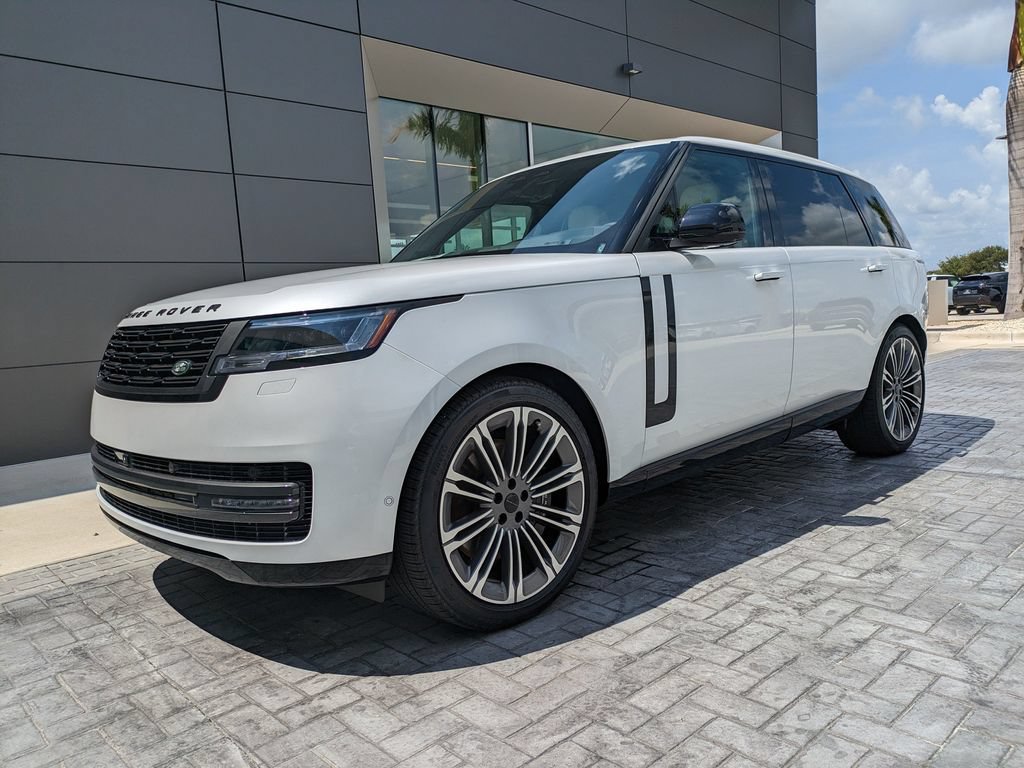 New 2026 Land Rover Range Rover Long Wheelbase SE