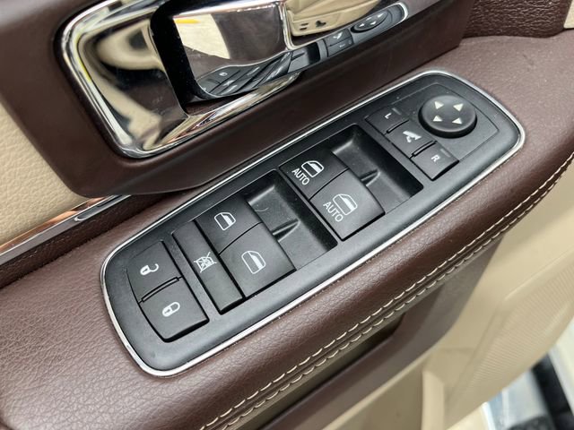 Used 2017 RAM 3500 Laramie AWD/4WD image 11