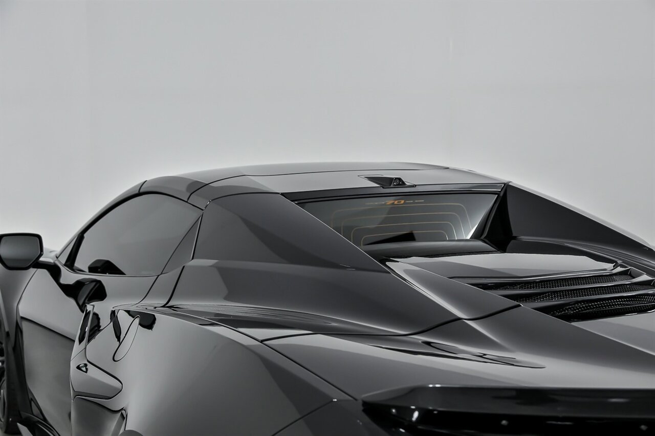 Used 2023 Chevrolet Corvette Z06 RWD image 20