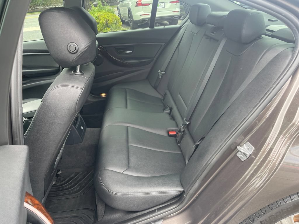 Used 2014 BMW 328i xDrive Sedan AWD/4WD image 19
