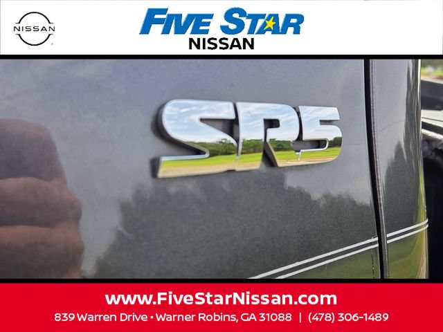 Used 2020 Toyota Tacoma SR5 RWD image 6