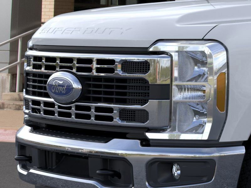 New 2026 Ford F350 XLT w/ FX4 Off-Road Package AWD/4WD image 18