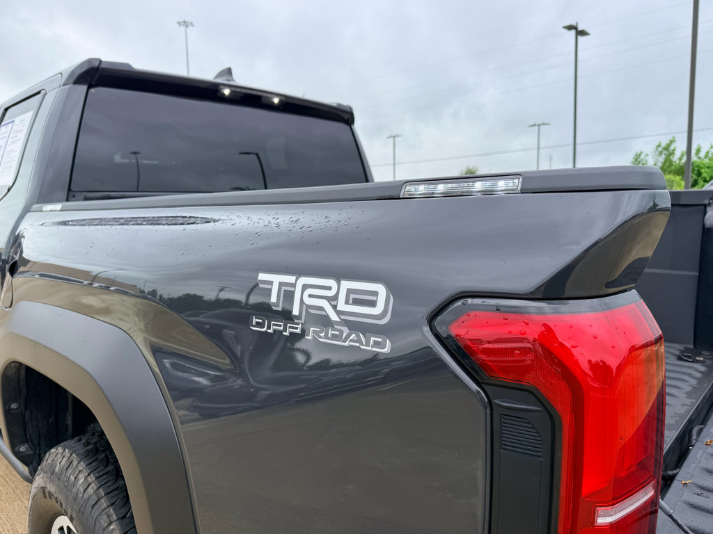 Used 2025 Toyota Tacoma TRD Off-Road AWD/4WD image 27