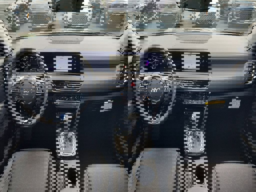 New 2026 Kia Seltos EX image 18