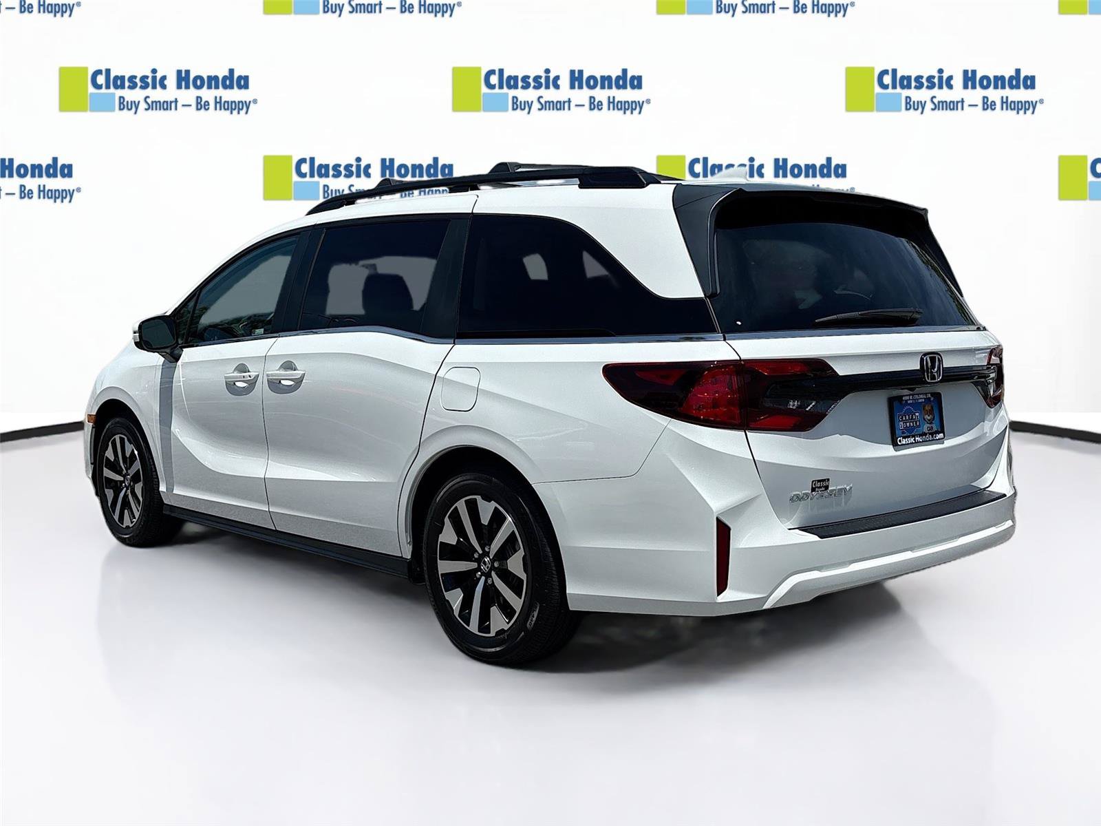 Certified 2026 Honda Odyssey EX-L image 5
