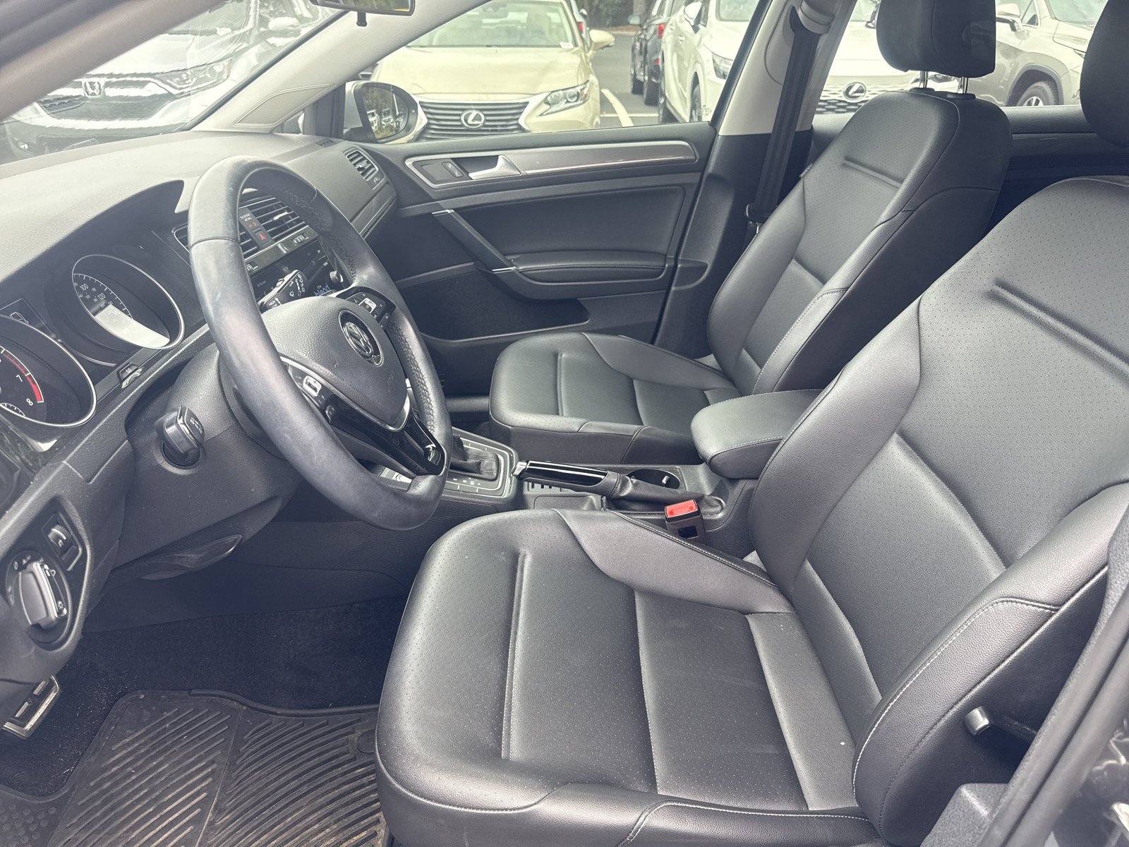 Used 2019 Volkswagen Golf Alltrack AWD/4WD image 16