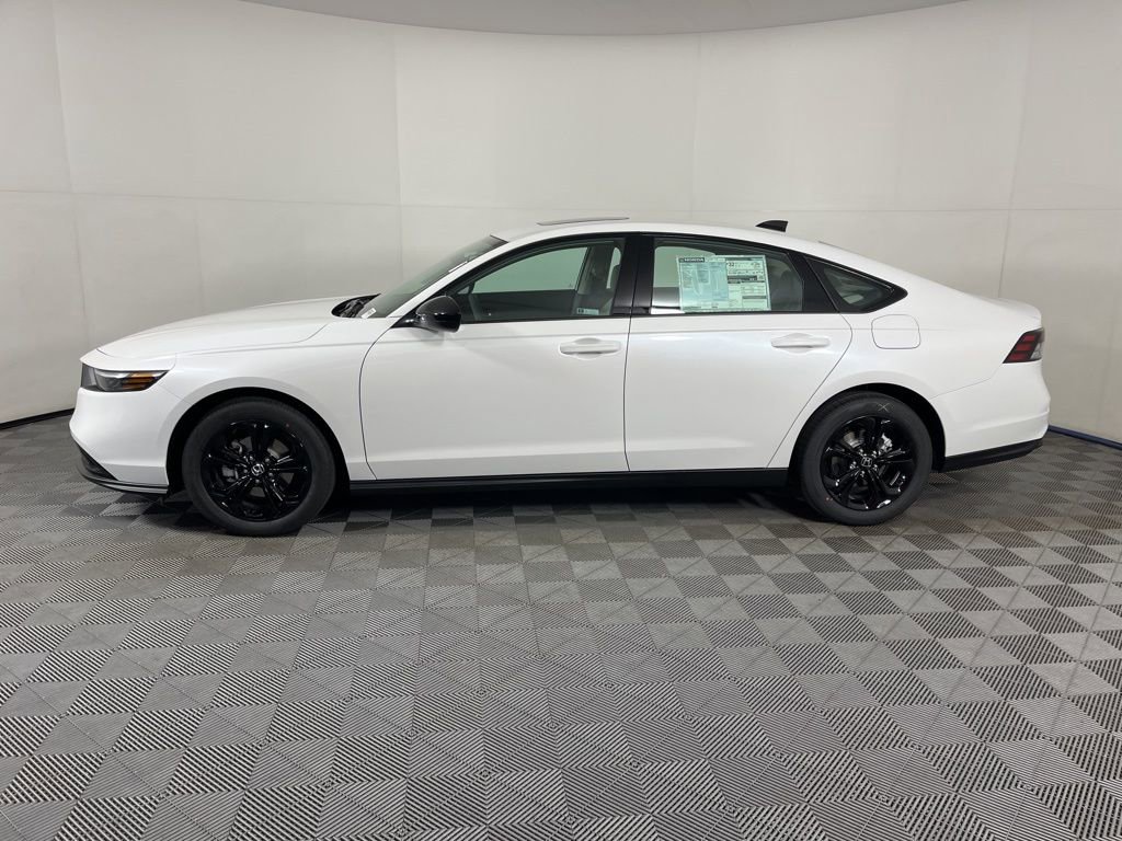 New 2025 Honda Accord SE image 2