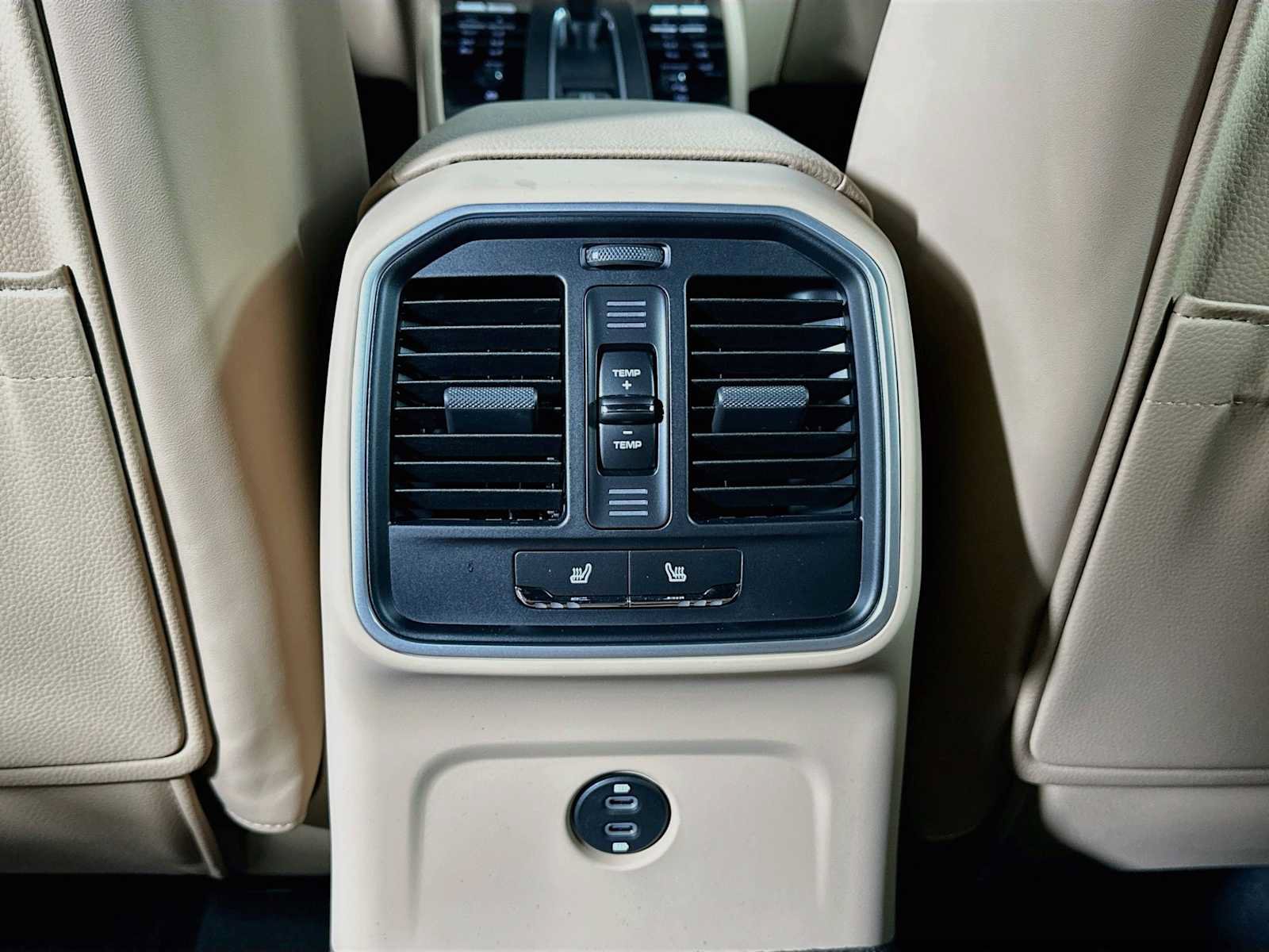 New 2026 Porsche Macan AWD/4WD image 26