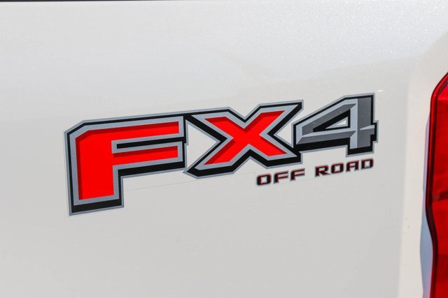 Used 2024 Ford F250 Platinum w/ FX4 Off-Road Package image 10