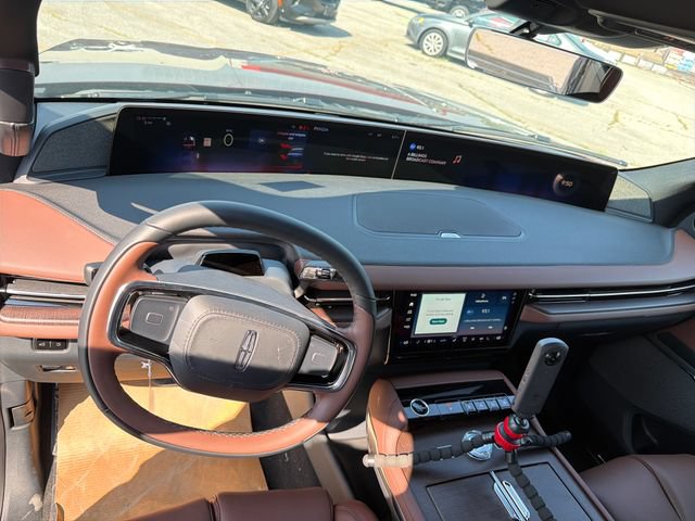 New 2027 Lincoln Navigator Reserve AWD/4WD image 23