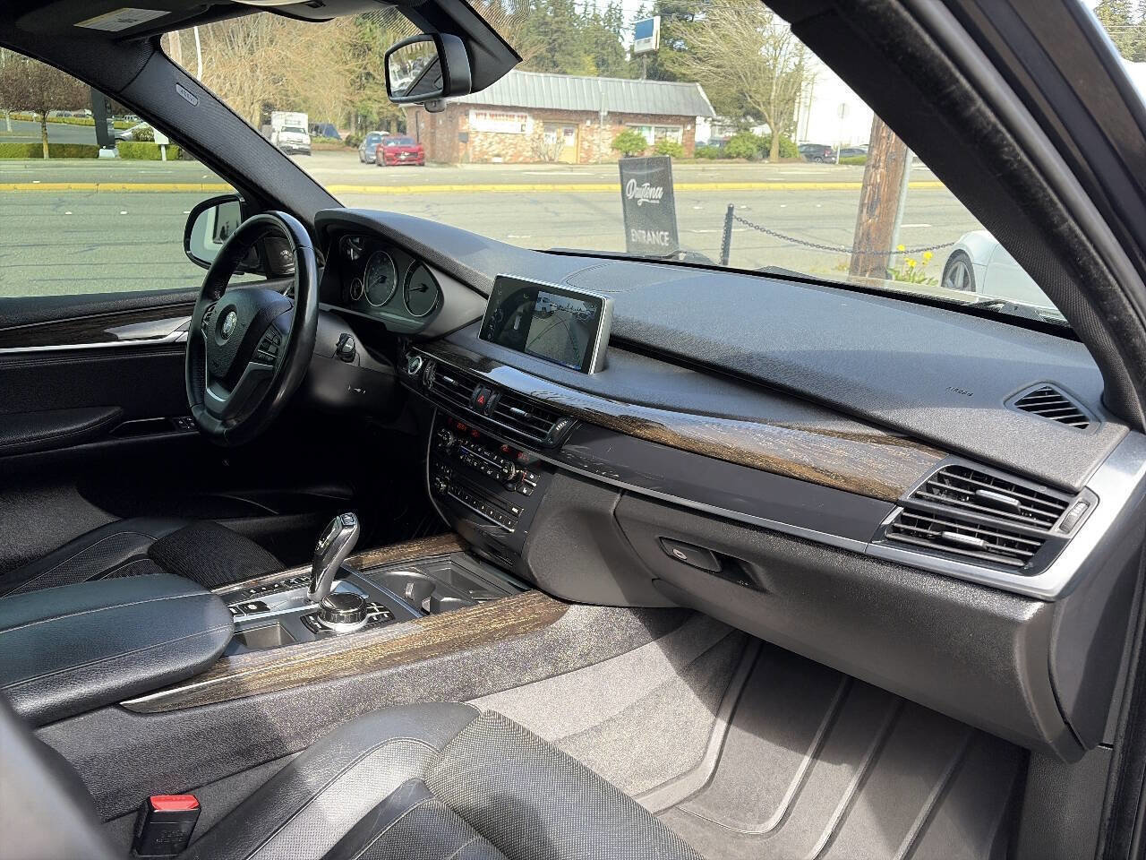 Used 2017 BMW X5 xDrive35i w/ Premium Package image 23