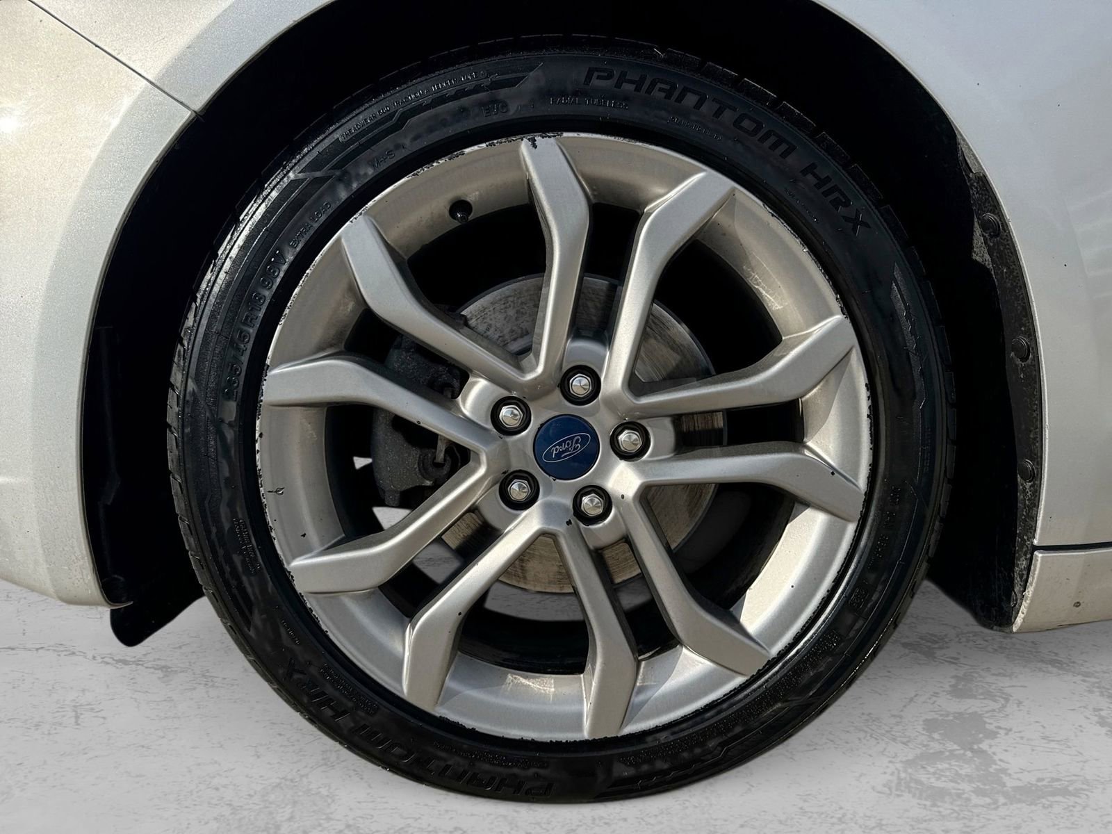 Used 2019 Ford Fusion Titanium image 16