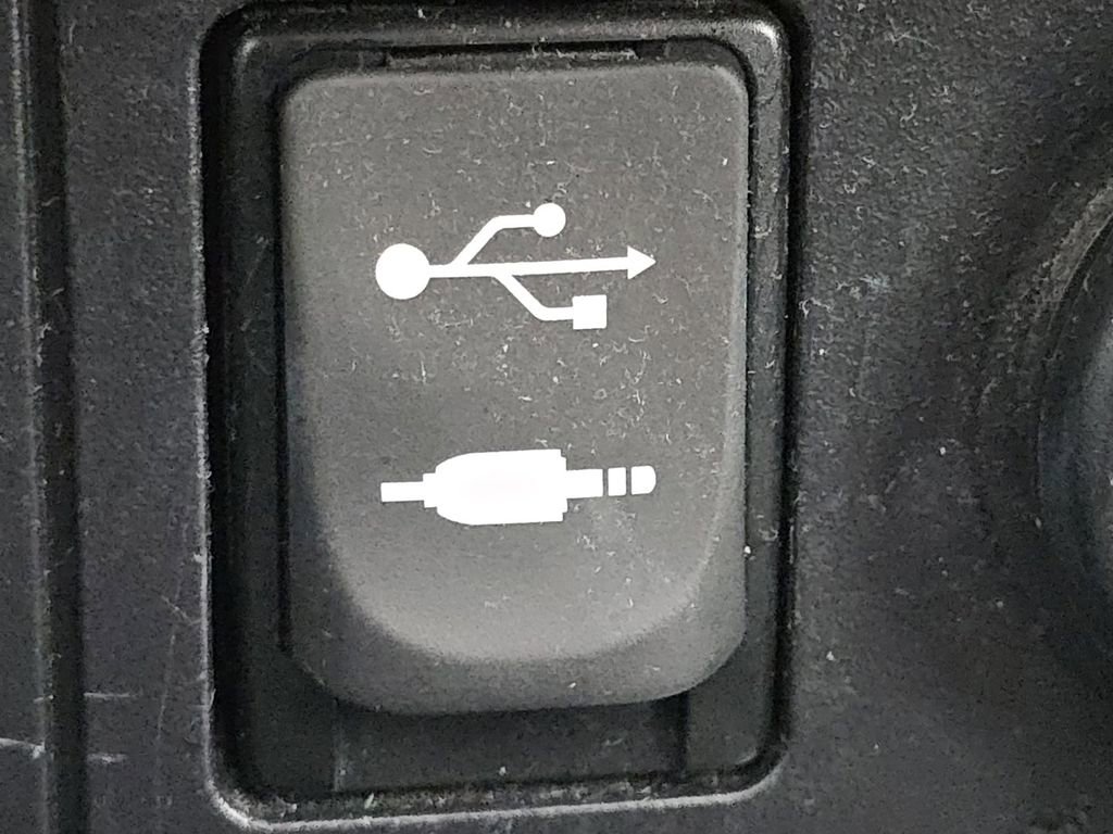 Used 2014 Toyota 4Runner SR5 Premium image 28