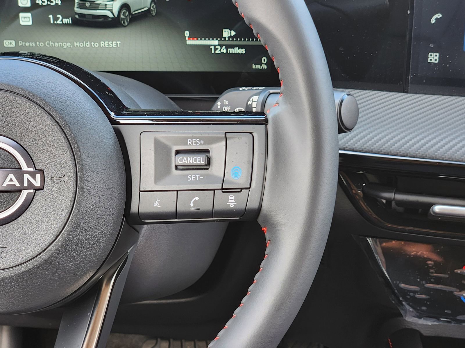 New 2026 Nissan Kicks SR image 25