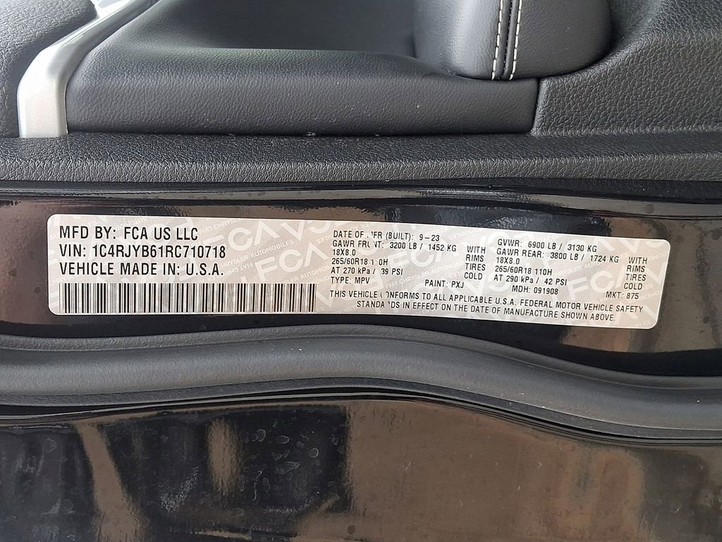 Used 2024 Jeep Grand Cherokee Limited 4xe image 28