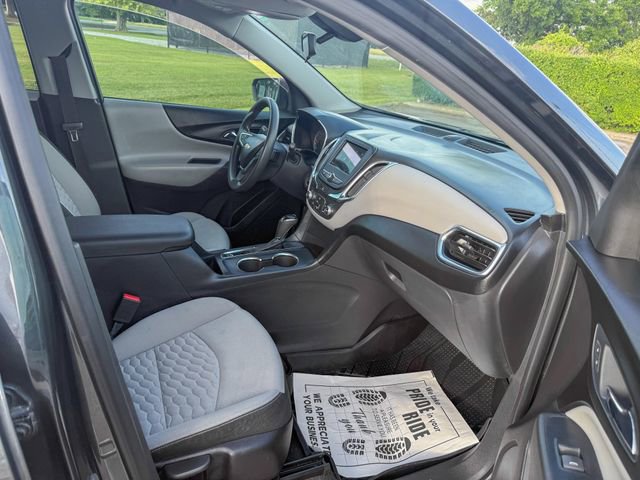 Used 2019 Chevrolet Equinox LS w/ LS Convenience Package FWD image 22