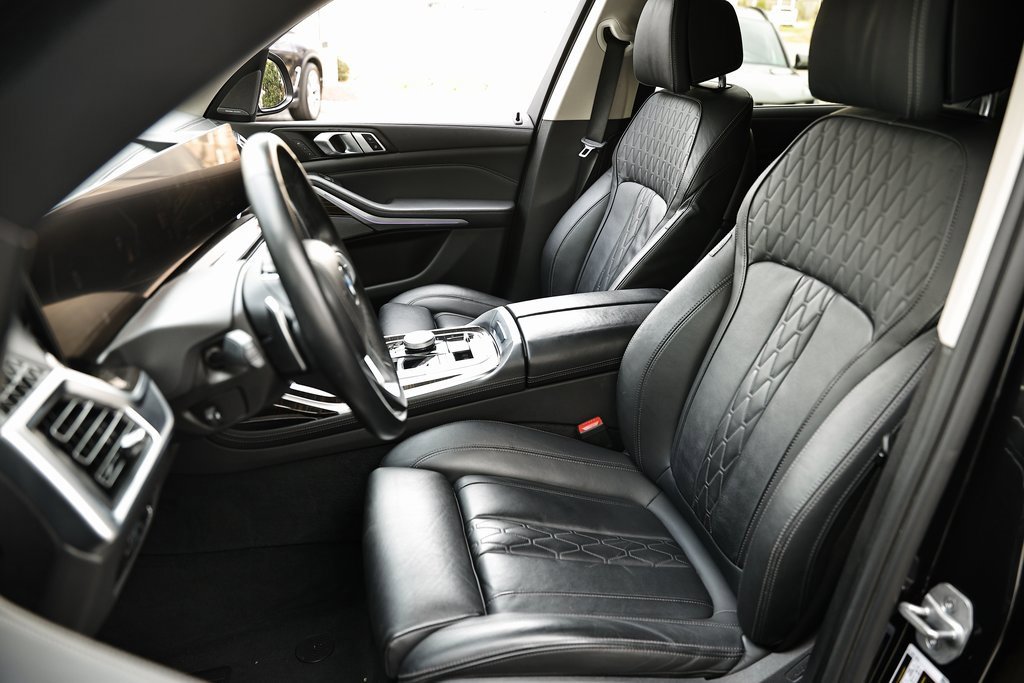 Used 2023 BMW X7 xDrive40i image 22