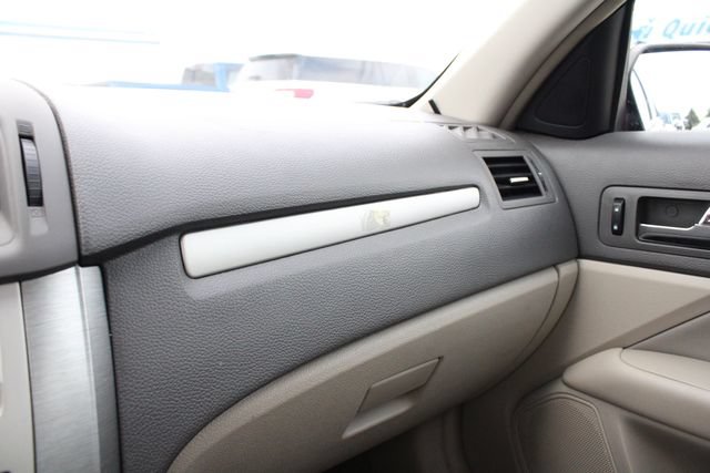 Used 2010 Ford Fusion SE FWD image 18