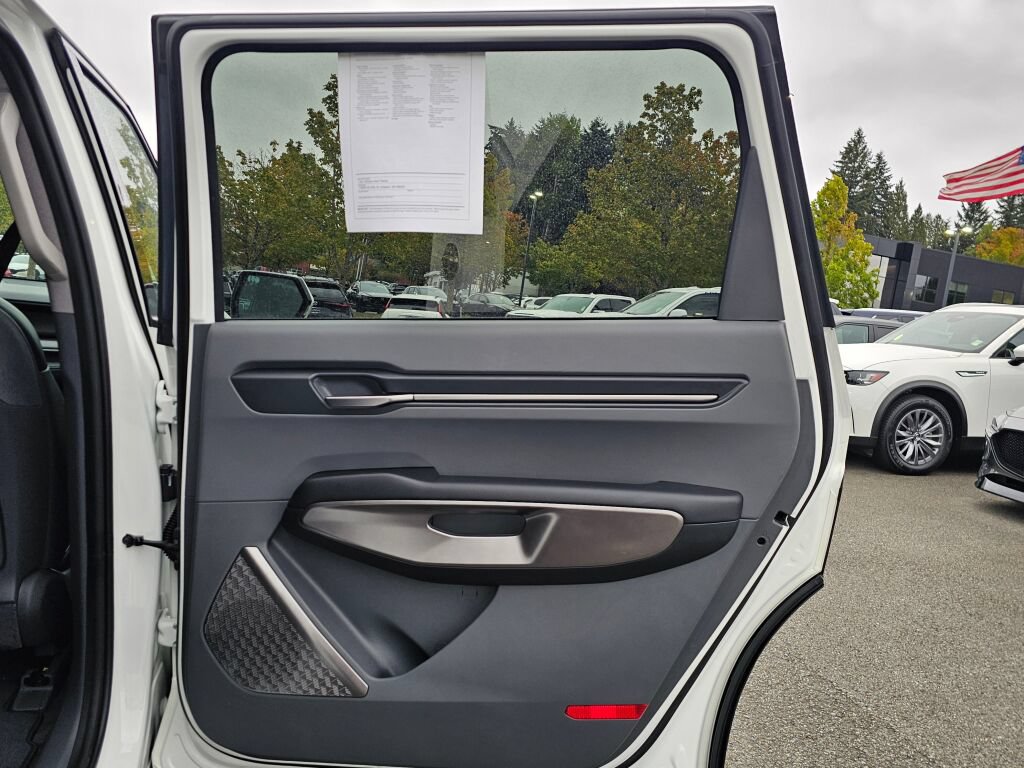 Certified 2024 Kia EV9 Wind AWD/4WD image 29