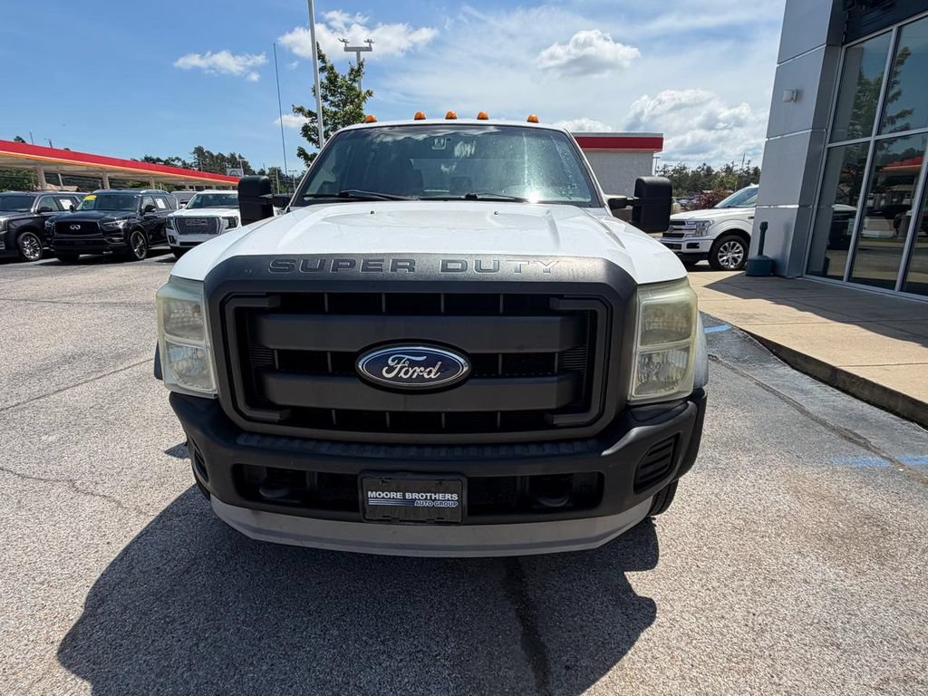 Used 2012 Ford F550 2WD Crew Cab Super Duty w/ Payload Upgrade Pkg image 6