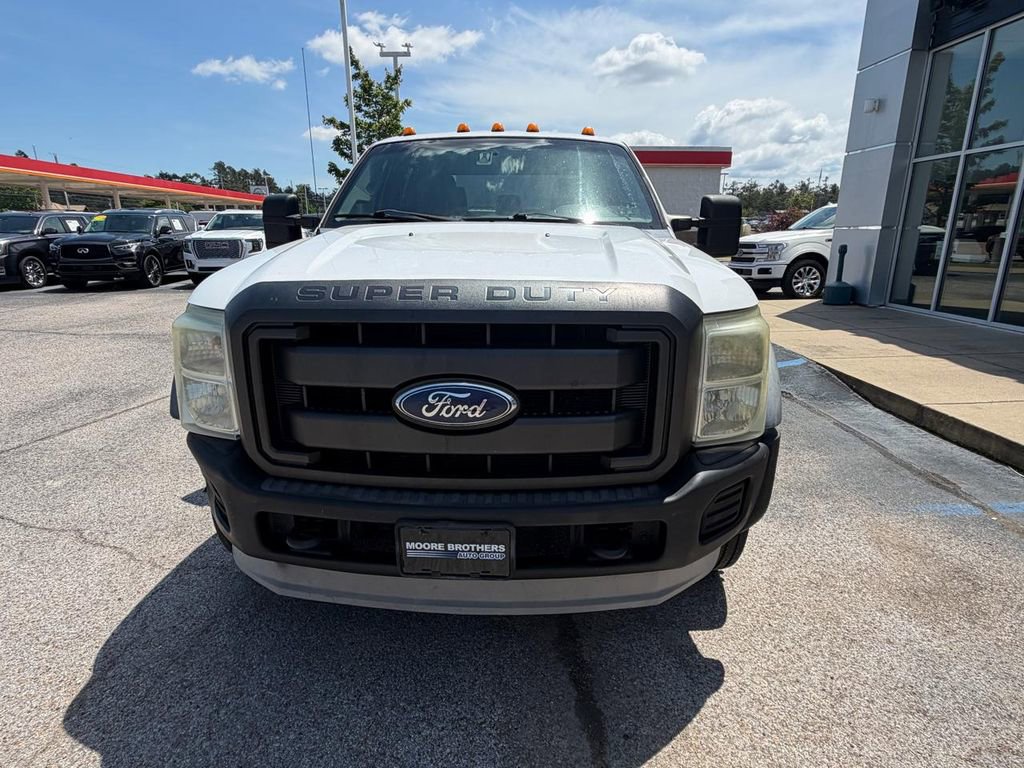 Used 2012 Ford F550 2WD Crew Cab Super Duty w/ Payload Upgrade Pkg image 6