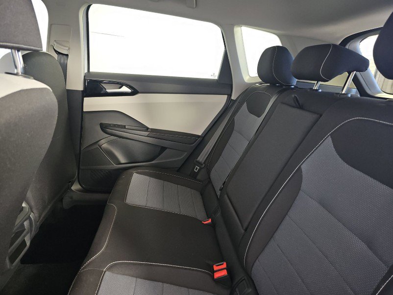 Used 2025 Volkswagen Taos S w/ Taos MDO Package image 24