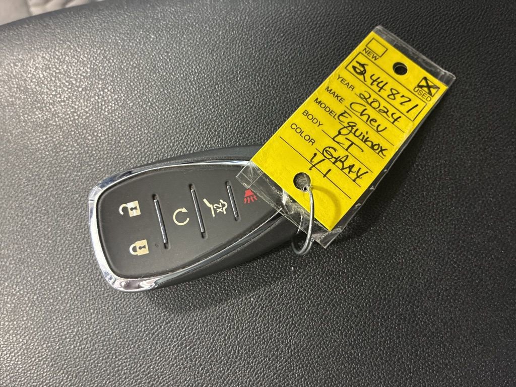 Used 2024 Chevrolet Equinox LT AWD/4WD image 13