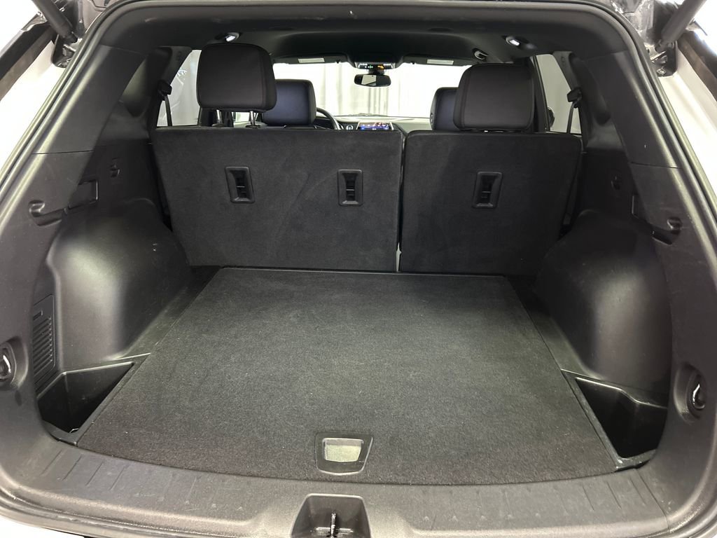 Used 2022 Chevrolet Blazer RS FWD image 24