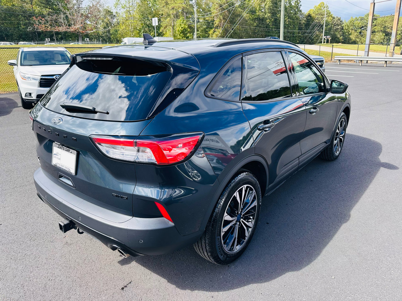Used 2022 Ford Escape SEL w/ SEL Stealth AWD Package image 5