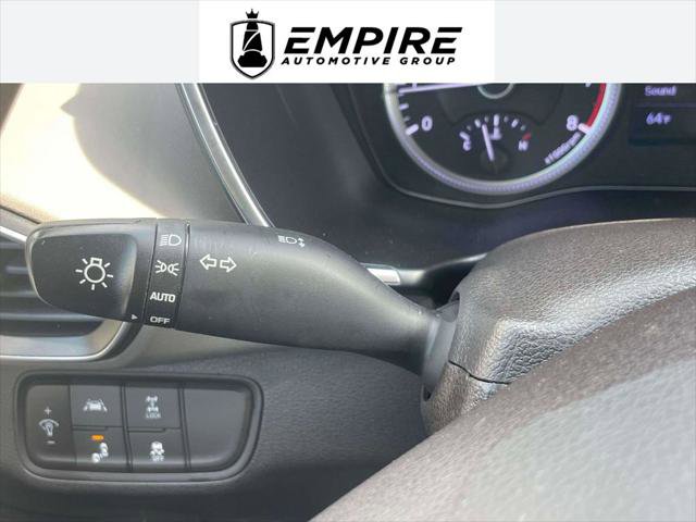 Used 2019 Hyundai Santa Fe SE image 20