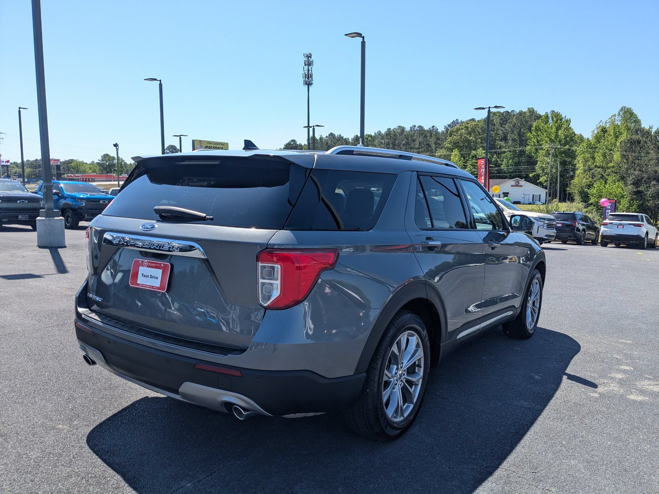 Used 2023 Ford Explorer Limited RWD image 5