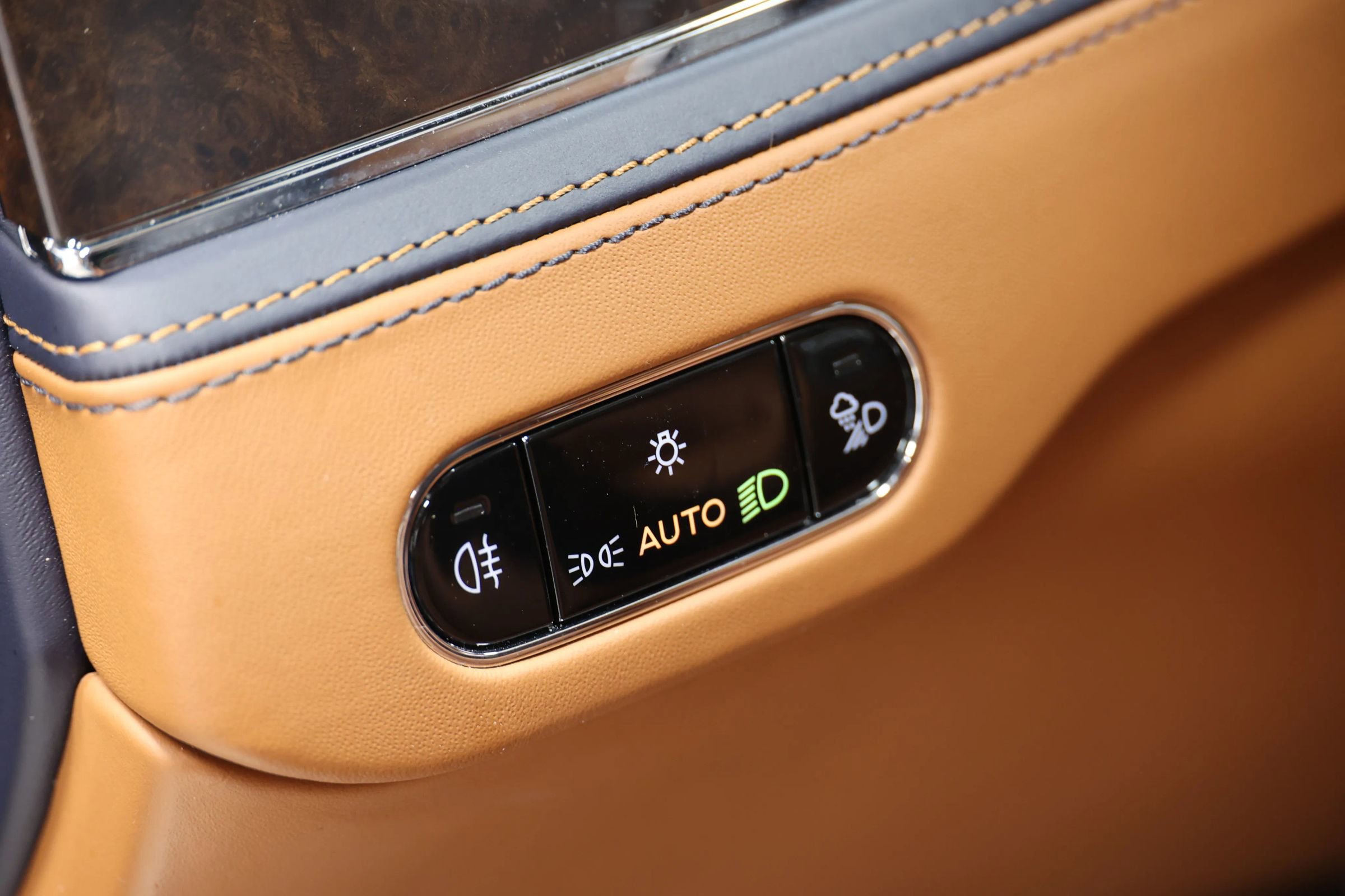 Used 2022 Bentley Flying Spur V8 AWD/4WD image 21