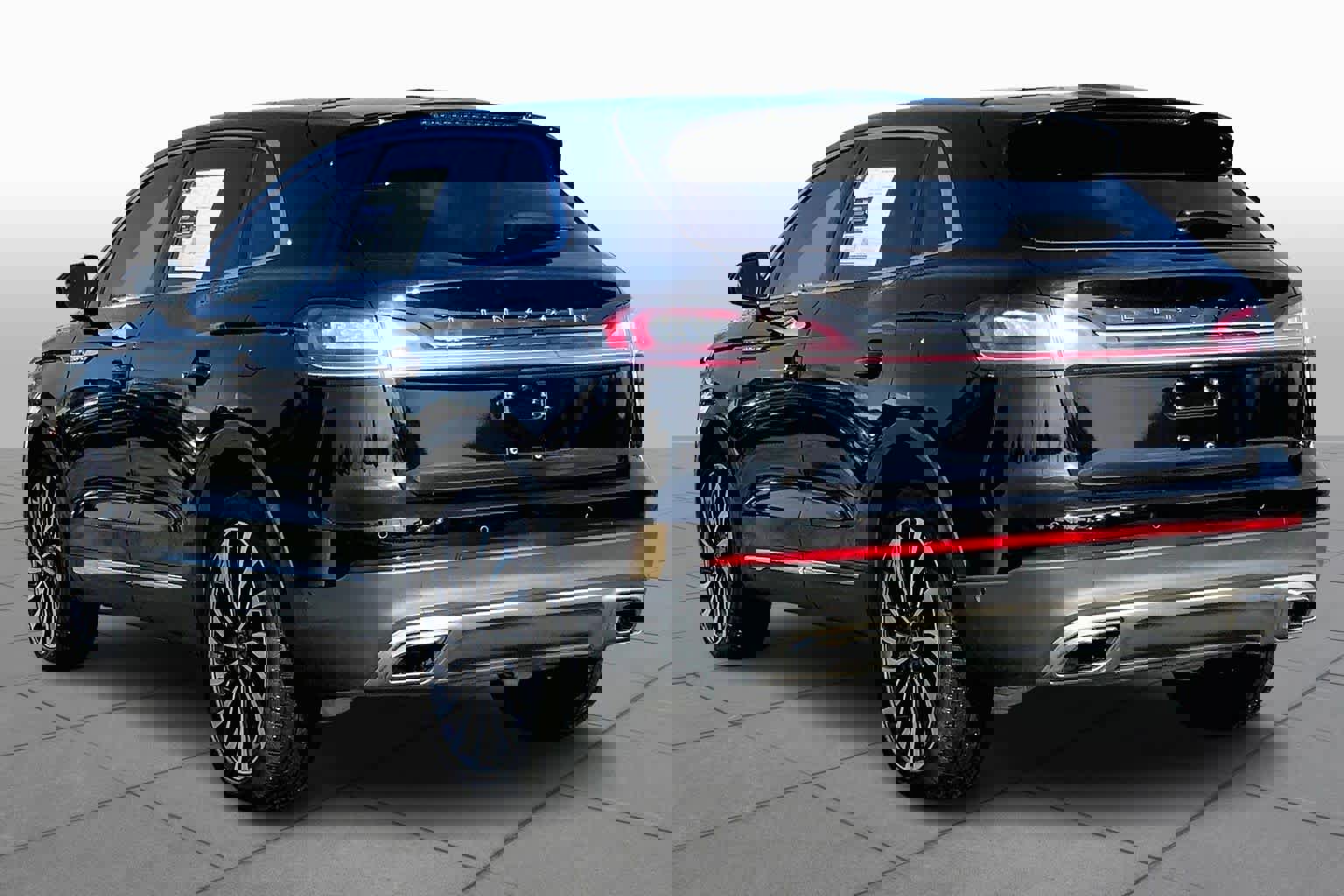 Used 2023 Lincoln Nautilus Black Label image 12