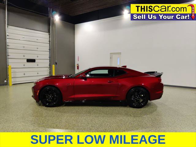 Used 2023 Chevrolet Camaro LT w/ Technology Package RWD image 5