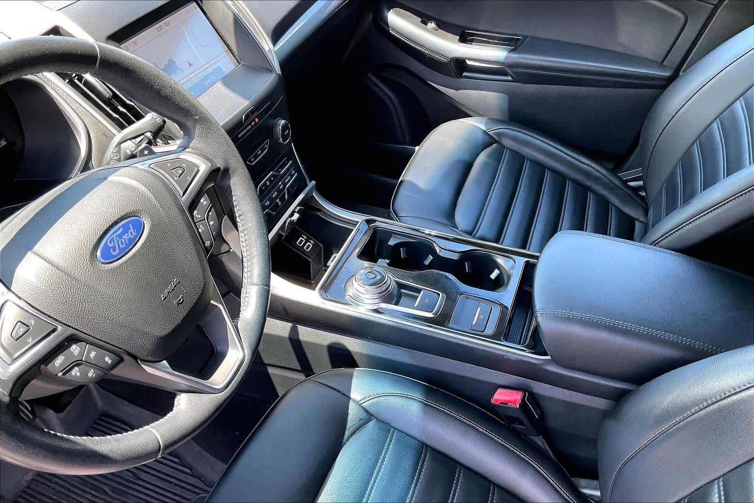 Used 2020 Ford Edge SEL w/ Convenience Package AWD/4WD image 33