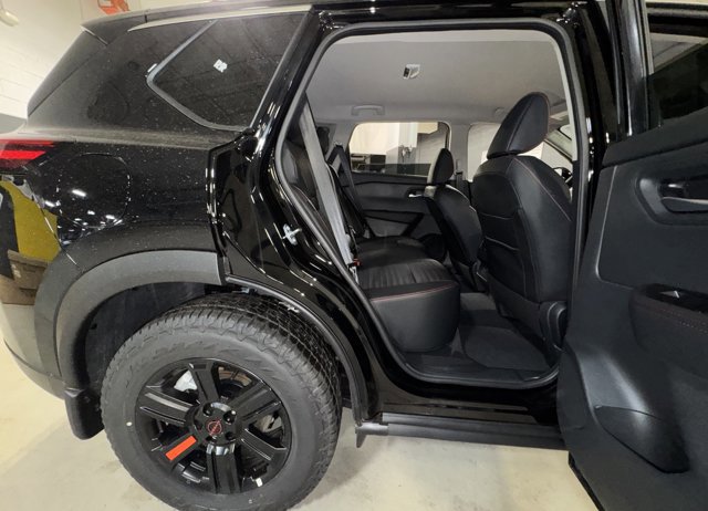 New 2026 Nissan Rogue SV image 12