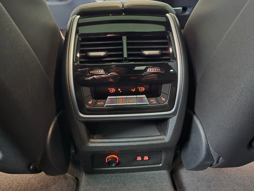Certified 2024 BMW X7 M60i w/ Executive Package image 28
