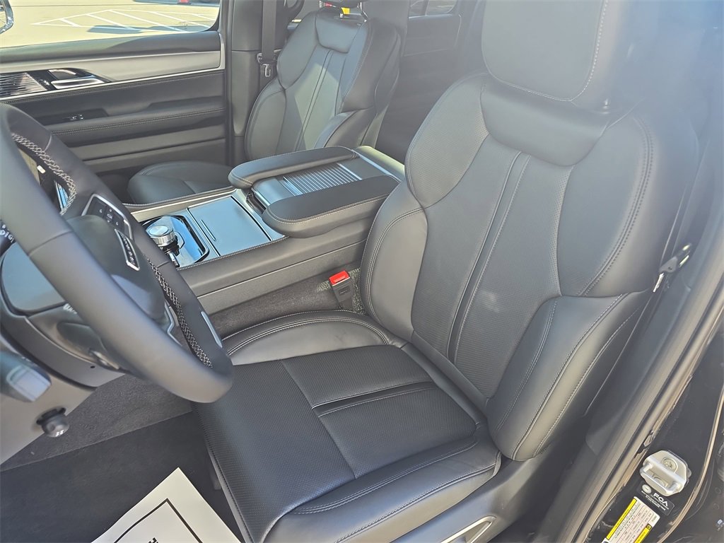 New 2026 Jeep Grand Wagoneer Limited image 17