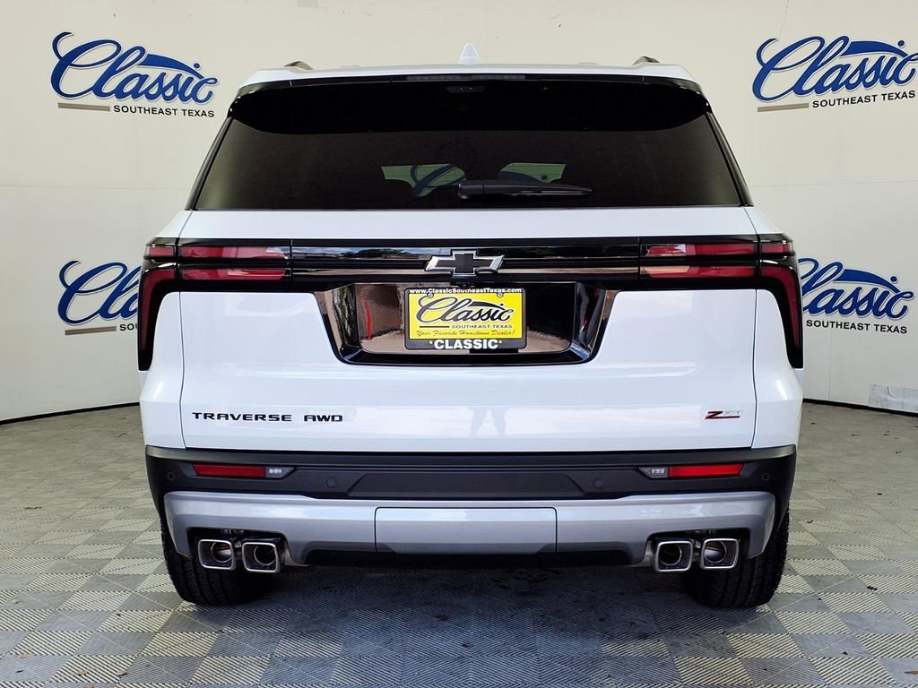 New 2026 Chevrolet Traverse Z71 w/ Driver Confidence Package AWD/4WD image 4