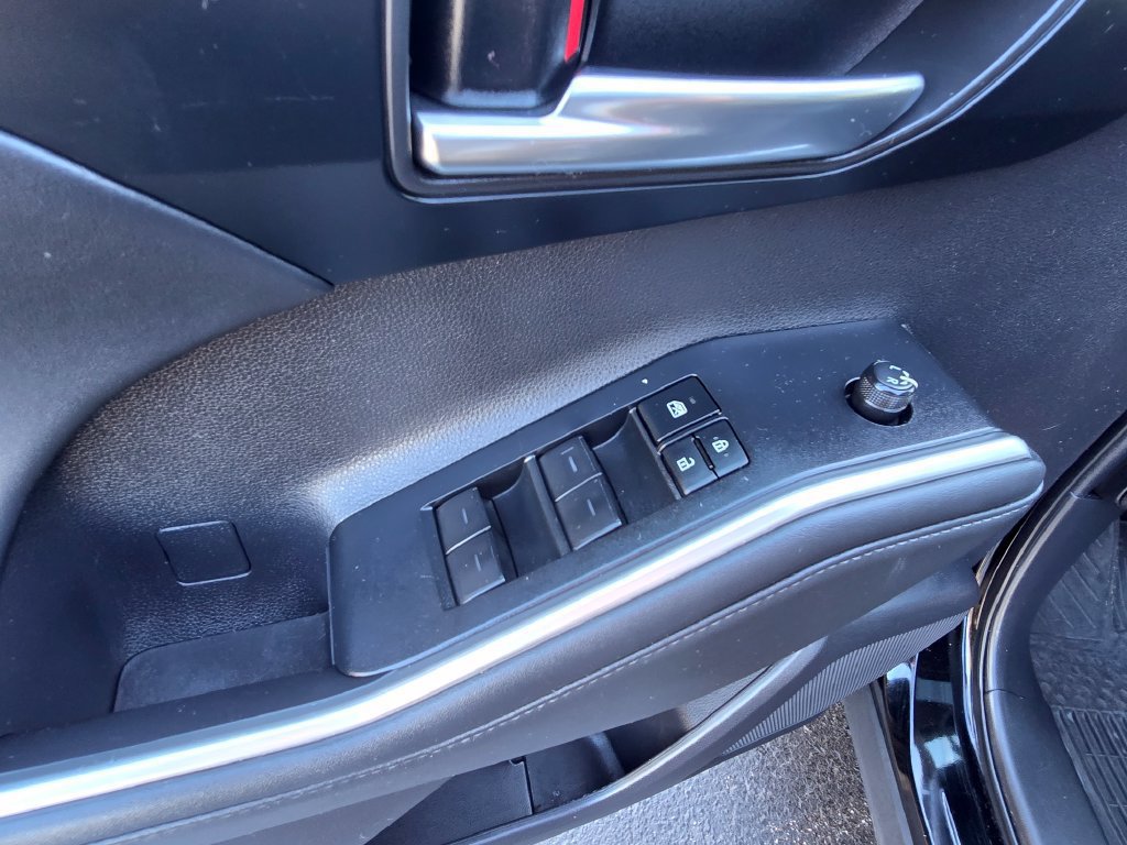 Certified 2022 Toyota Highlander XLE AWD/4WD image 19