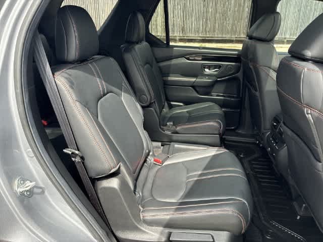 Certified 2025 Honda Pilot TrailSport image 22