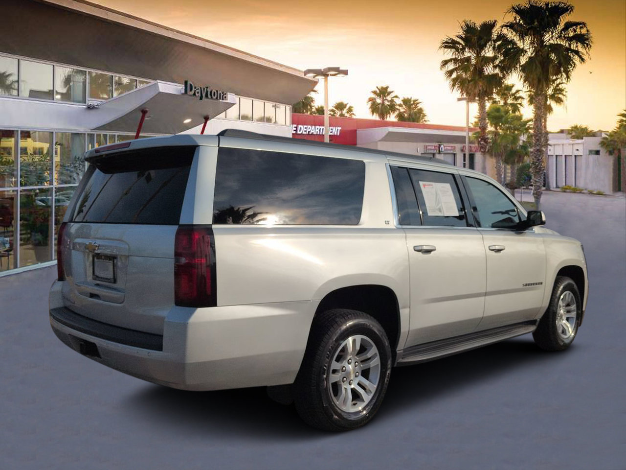 Used 2019 Chevrolet Suburban LT AWD/4WD image 3