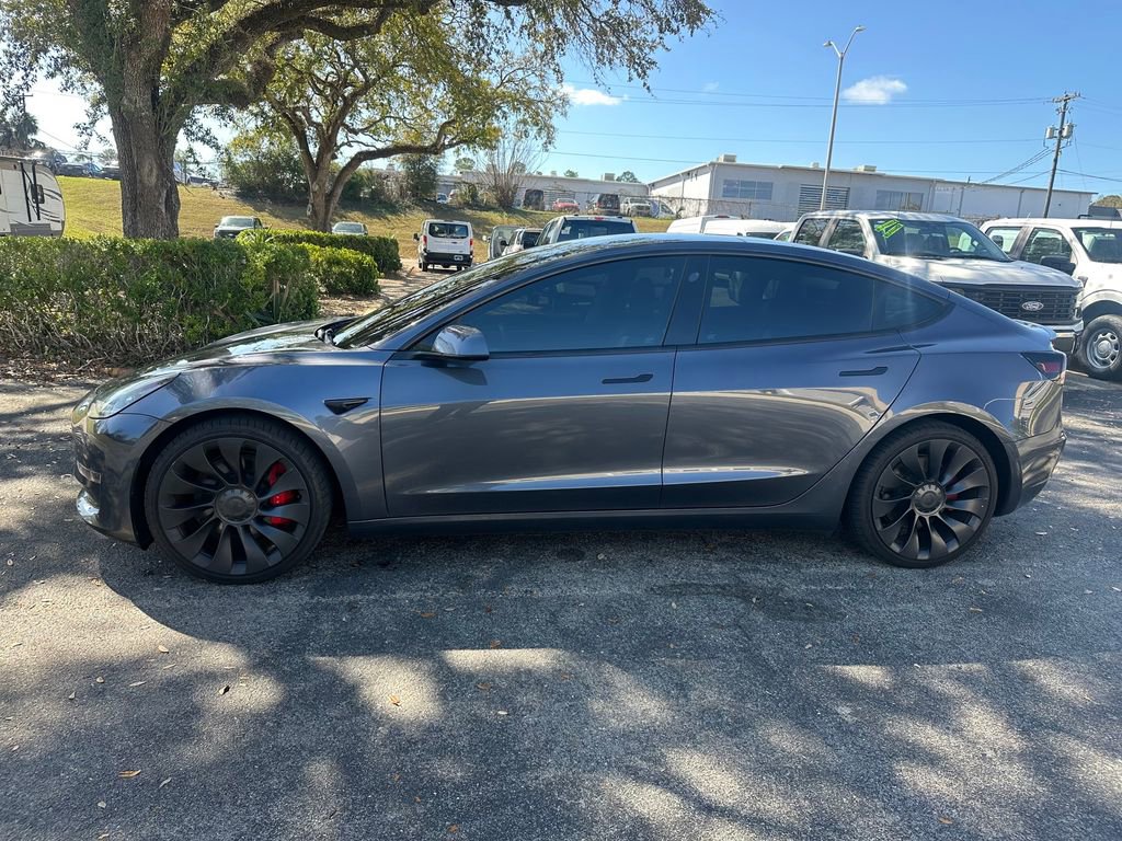Used 2022 Tesla Model 3 Performance image 11
