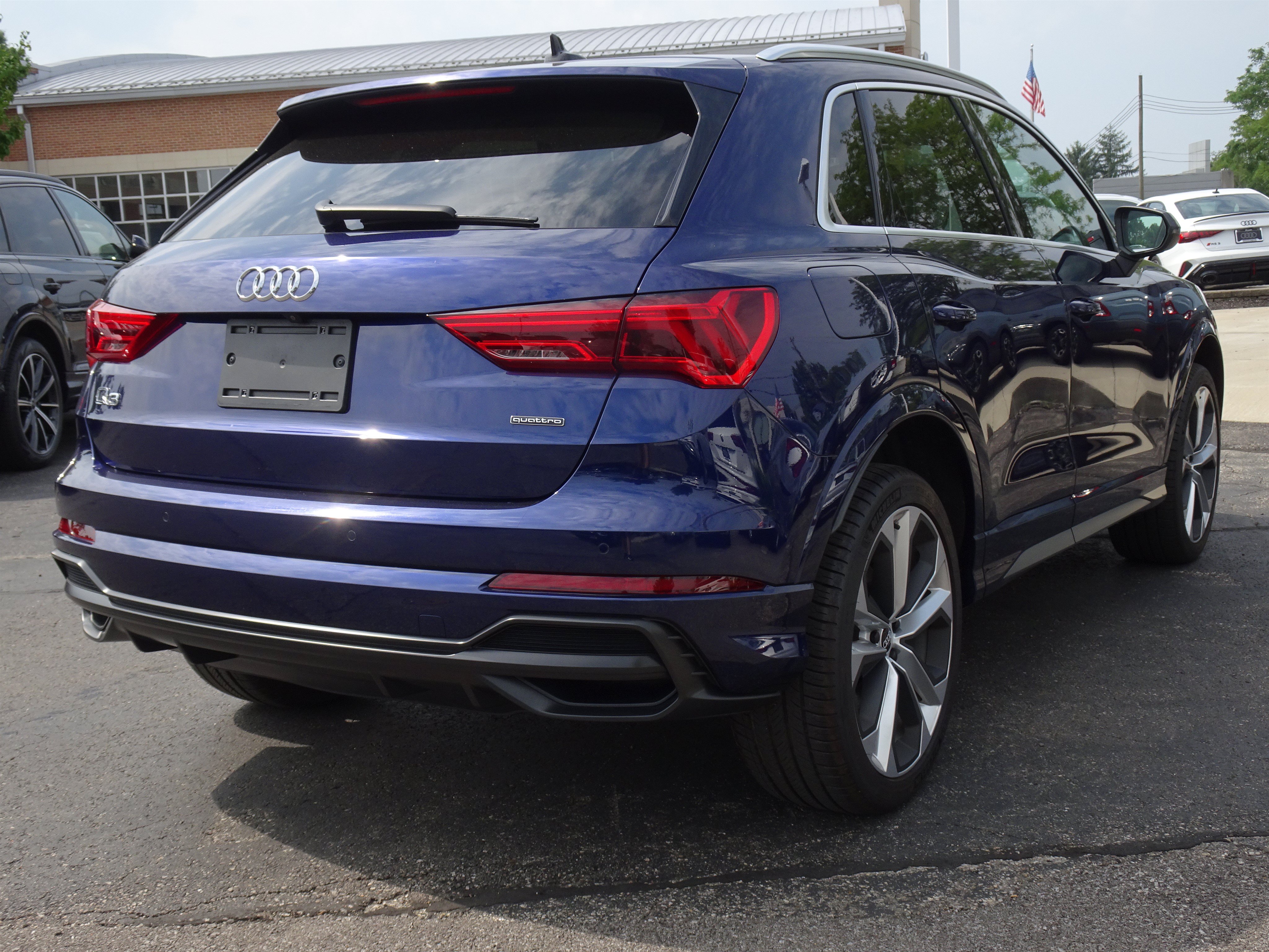 Certified 2021 Audi Q3 2.0T Premium Plus w/ Premium Plus Package AWD/4WD image 5