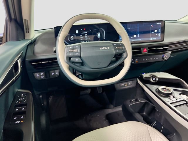 New 2025 Kia EV6 Wind image 22