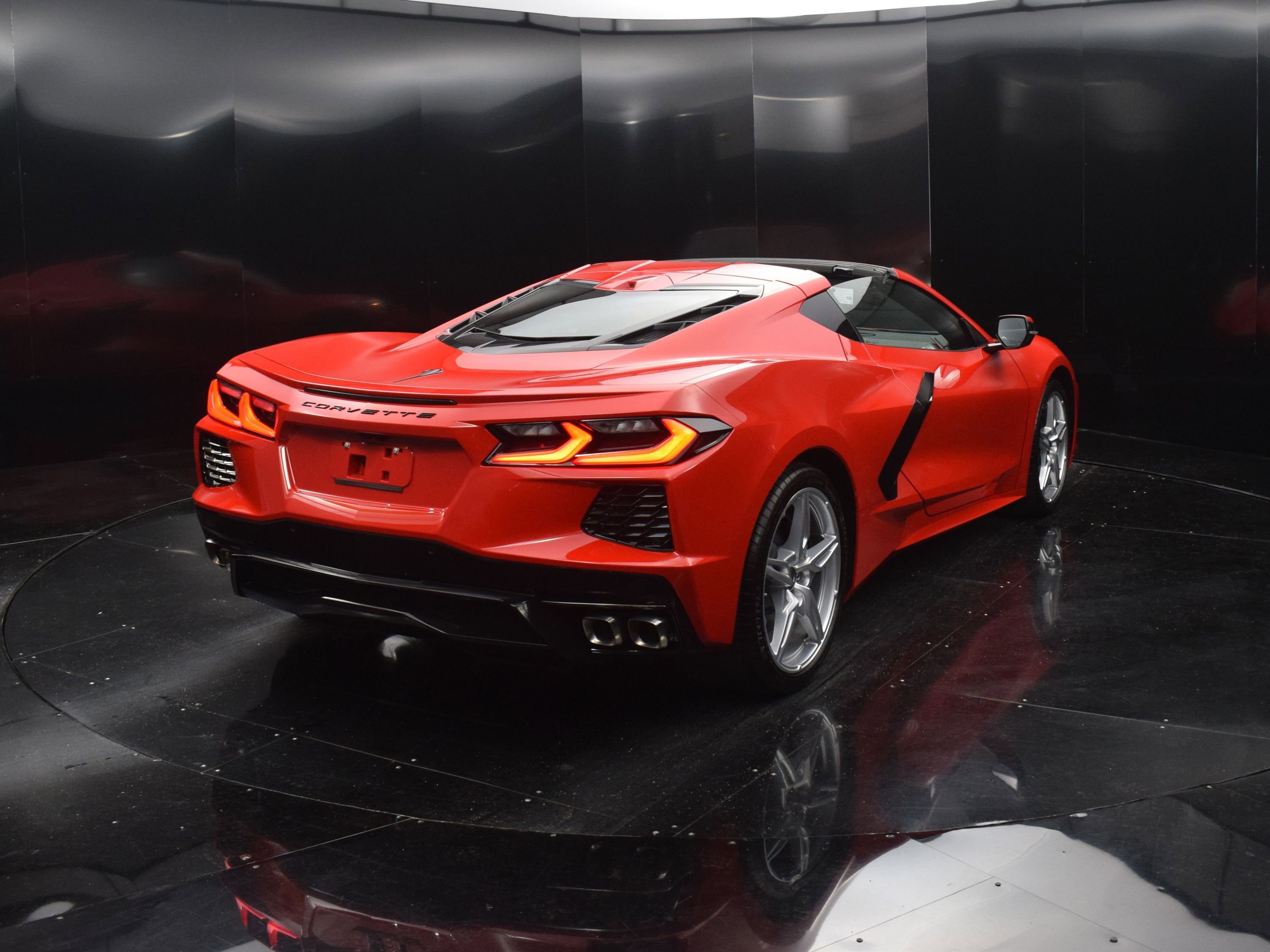 Used 2024 Chevrolet Corvette Stingray Preferred Cpe w/ 2LT image 6