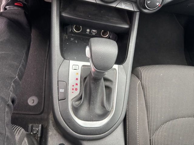 Used 2020 Kia Forte LXS FWD image 18