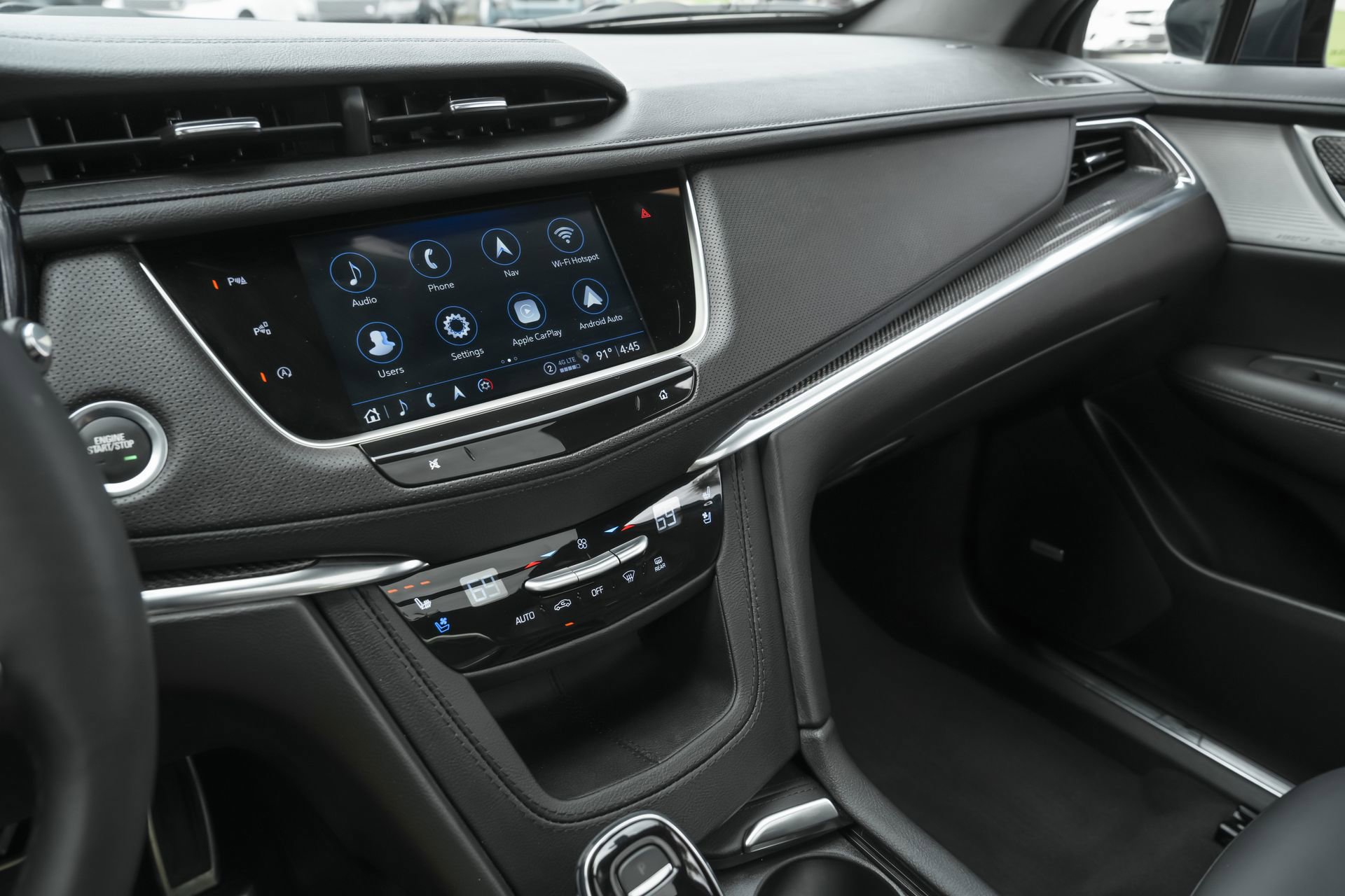 Used 2023 Cadillac XT5 Sportv w/ Technology Package image 10